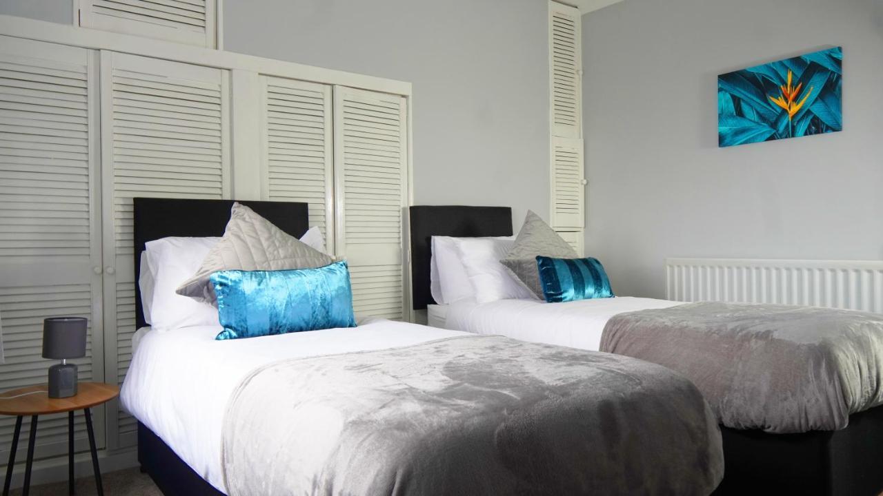 Portobello House - Four Bedroom House Perfect For Contractors - Sleeps 6 - Free Parking Wolverhampton Eksteriør bilde