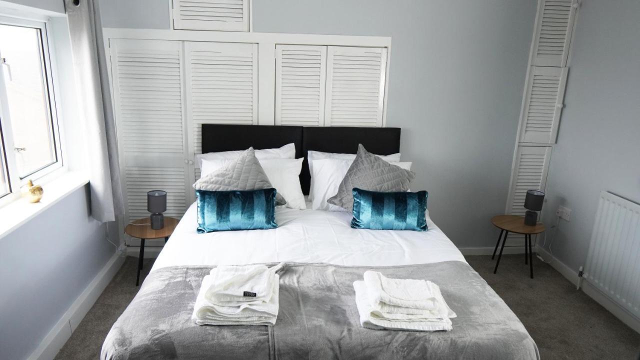 Portobello House - Four Bedroom House Perfect For Contractors - Sleeps 6 - Free Parking Wolverhampton Eksteriør bilde